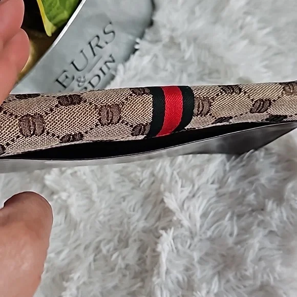 GUCCI SHERRYLINE LONG WALLET